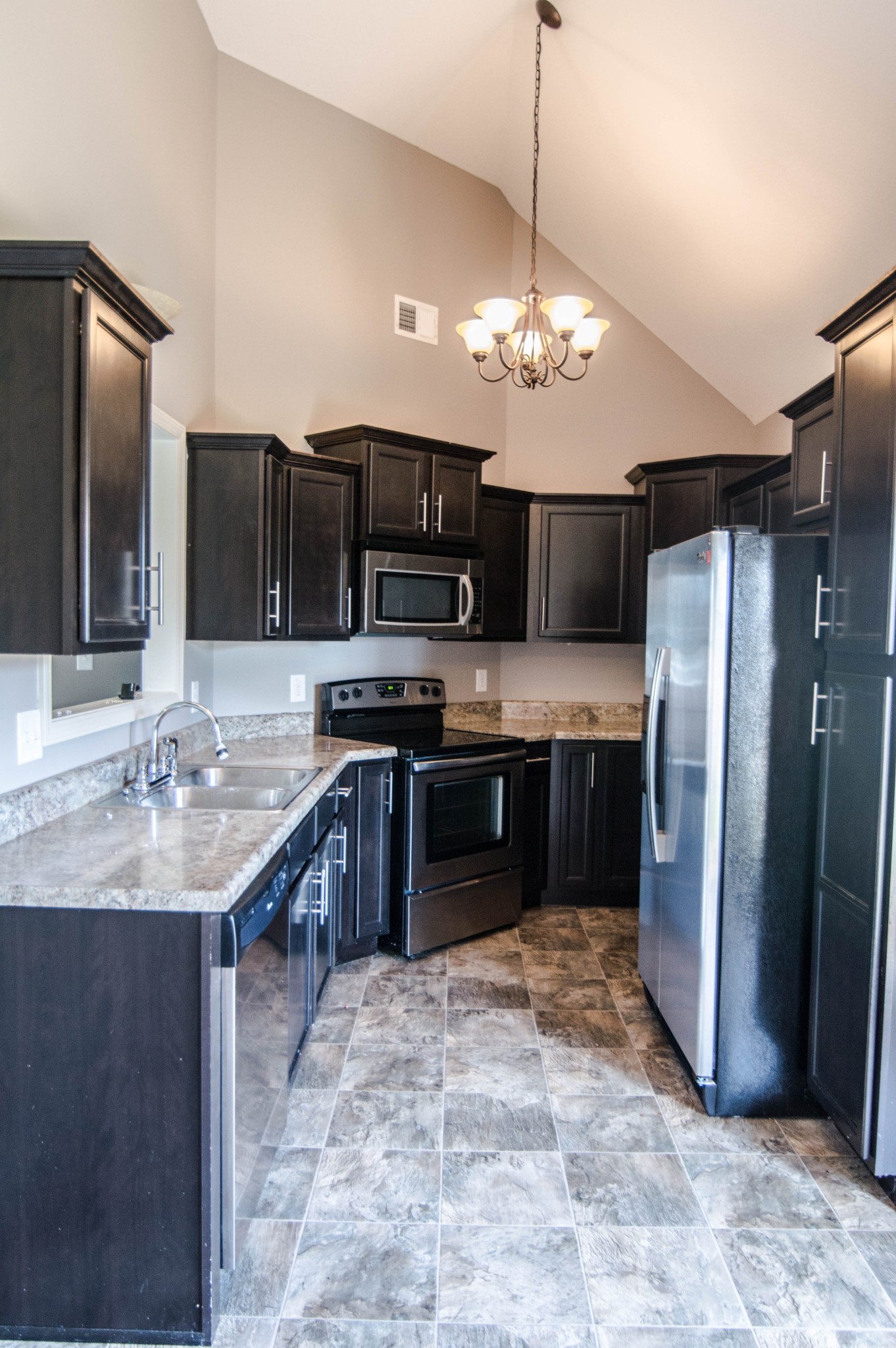 591 Kicker Court Clarksville, TN 37040 - Photo 5 of 14