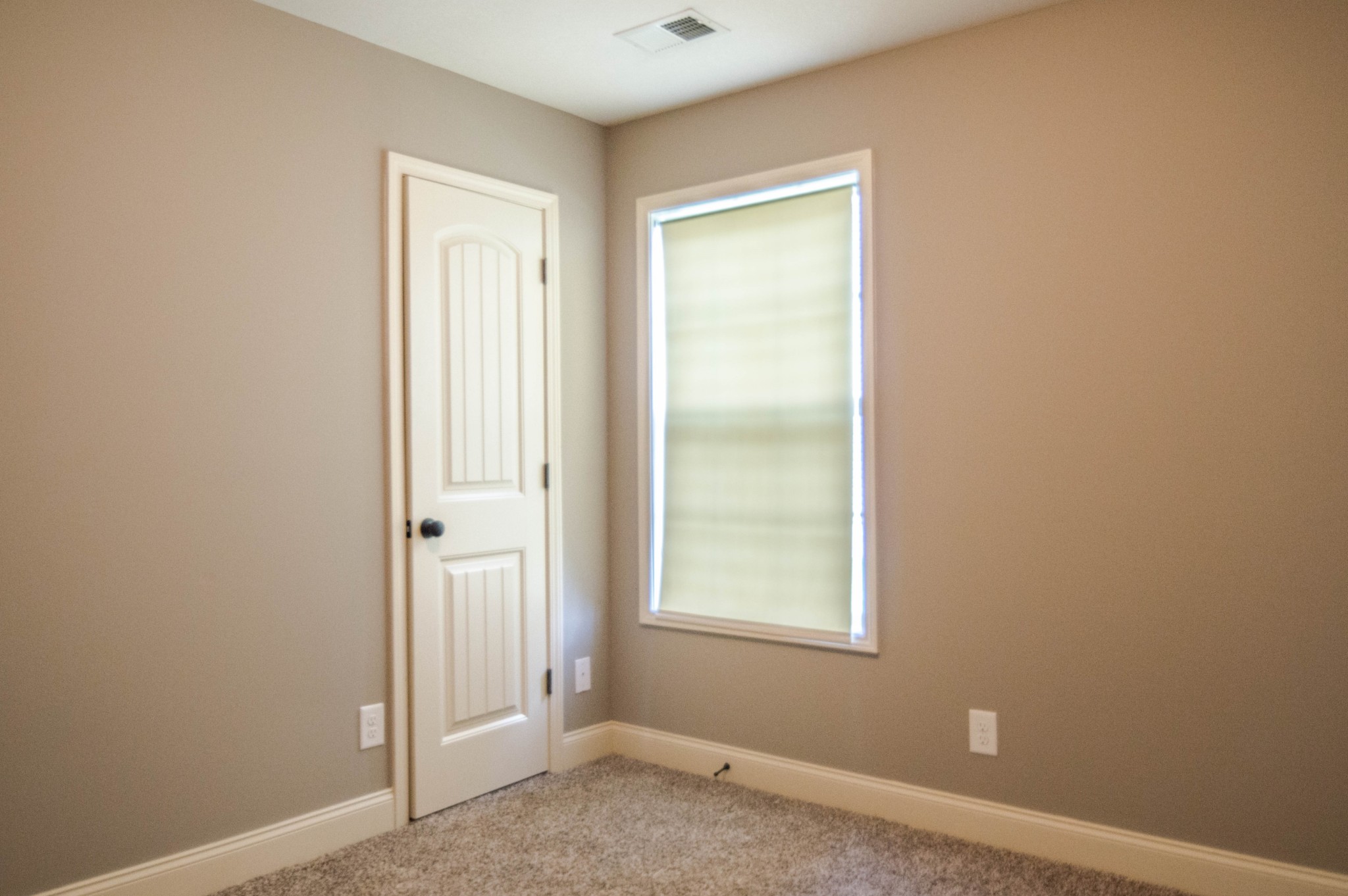 591 Kicker Court Clarksville, TN 37040 - Photo 10 of 14