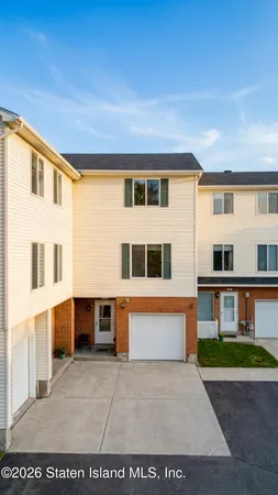 $568,000 | 515 Ilyssa Way | Greenridge