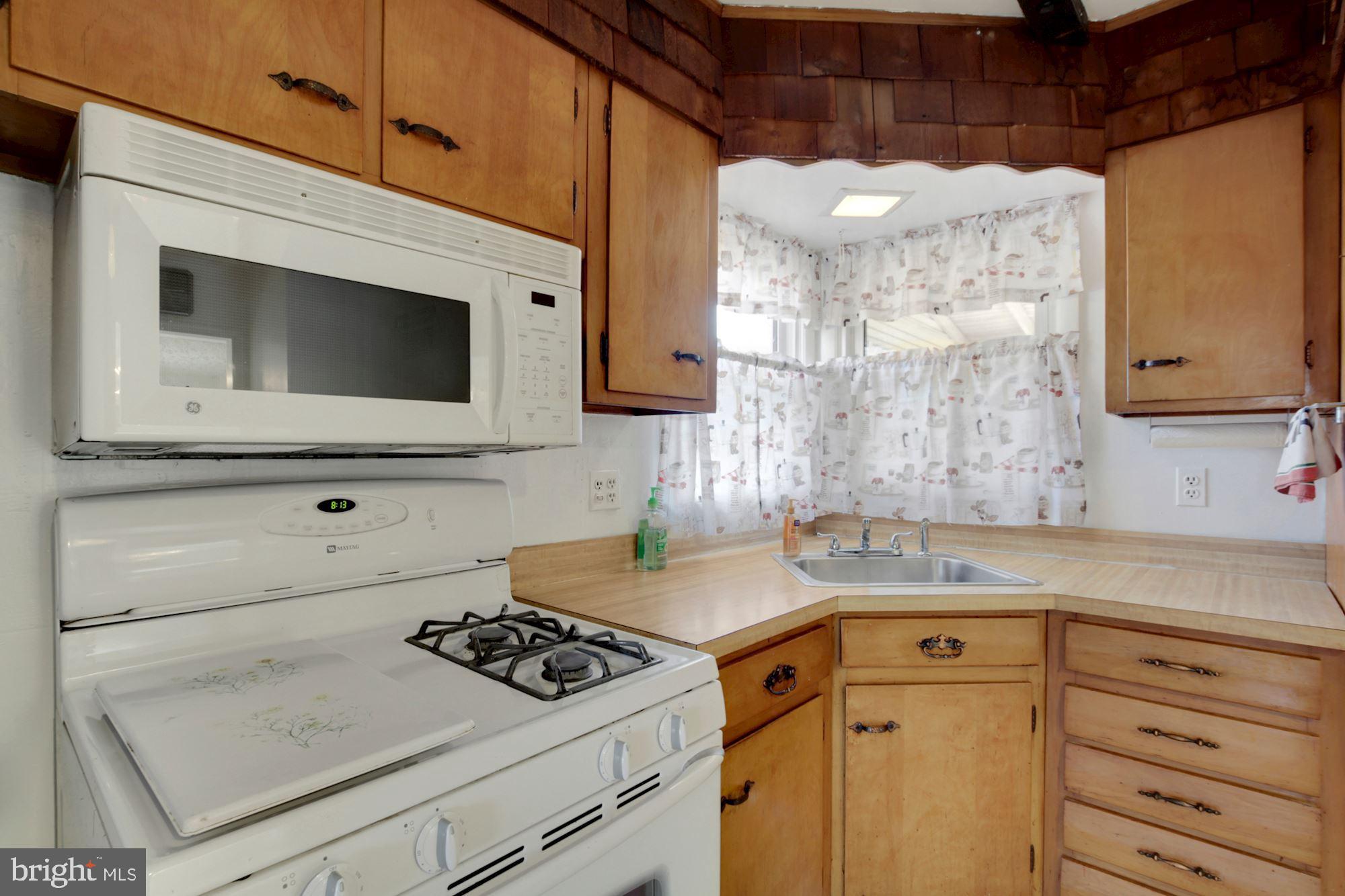 5919 Berwyn Road Berwyn Heights, MD 20740 - Photo 21 of 36 Kitchen