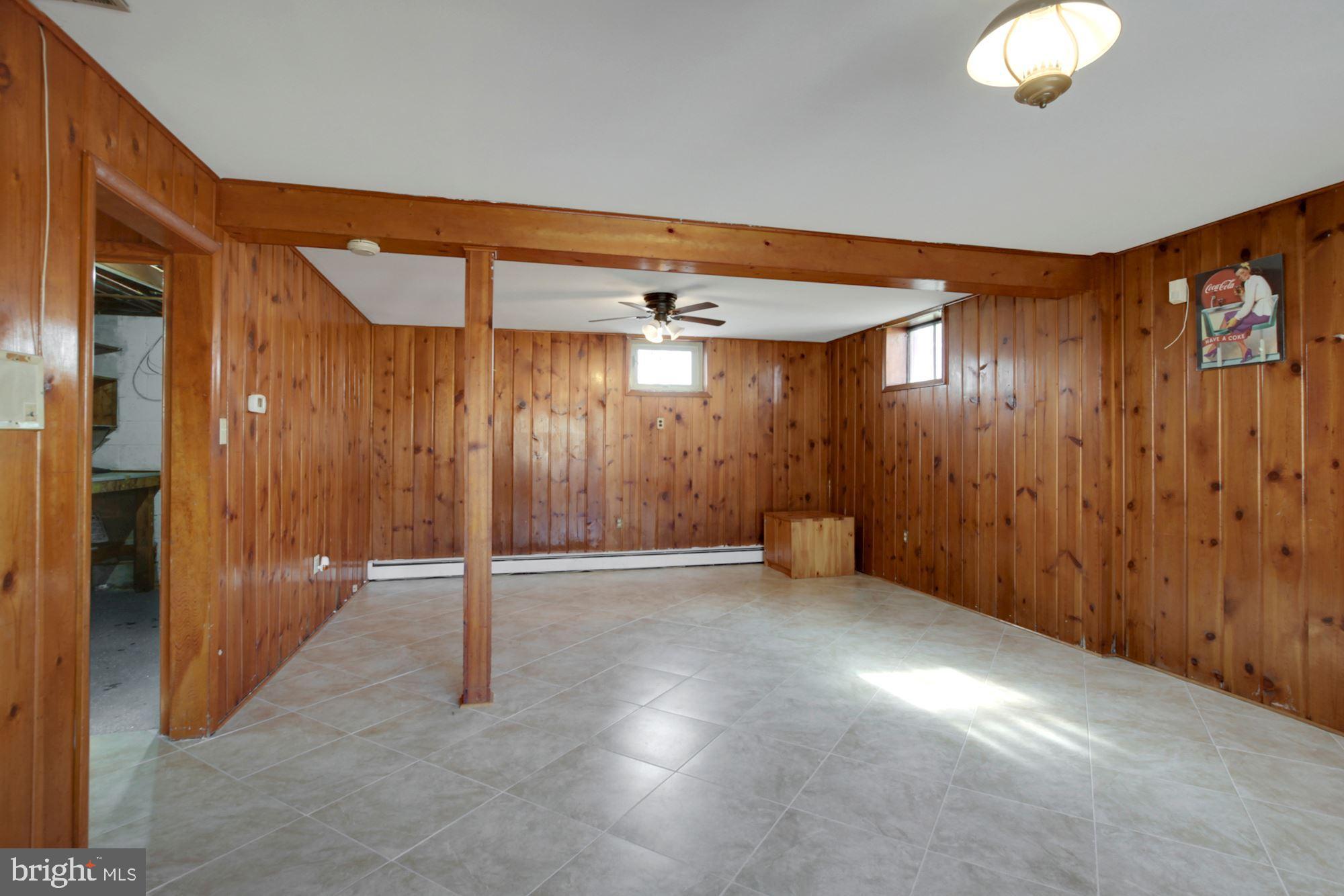 5919 Berwyn Road Berwyn Heights, MD 20740 - Photo 27 of 36 Family room