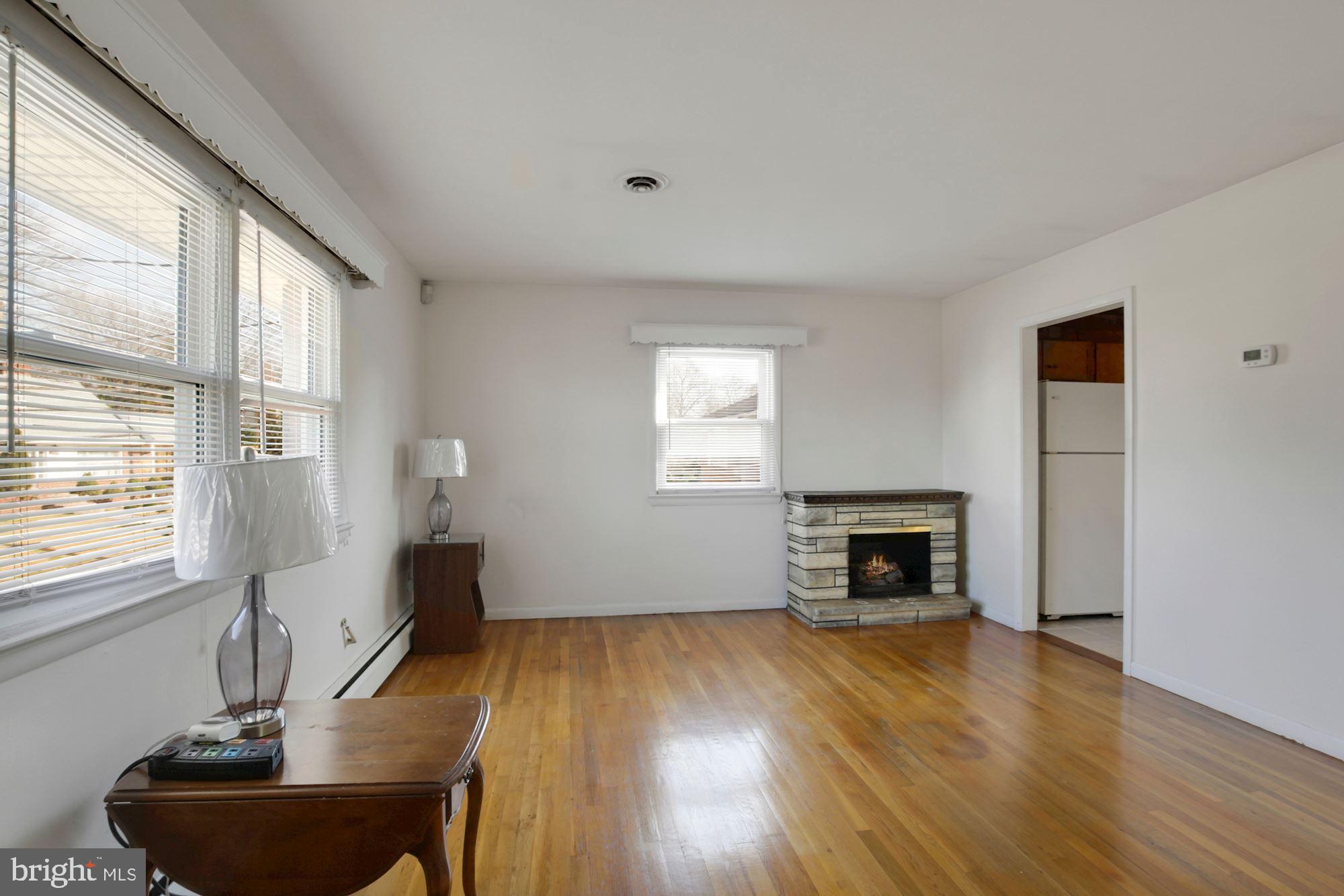 Bright Living room