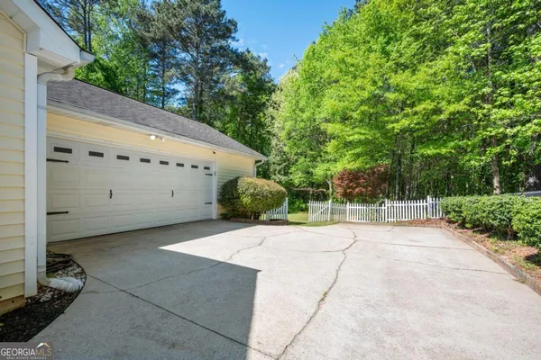 $299,900 | 129 Landover Drive, Stockbridge, GA 30281