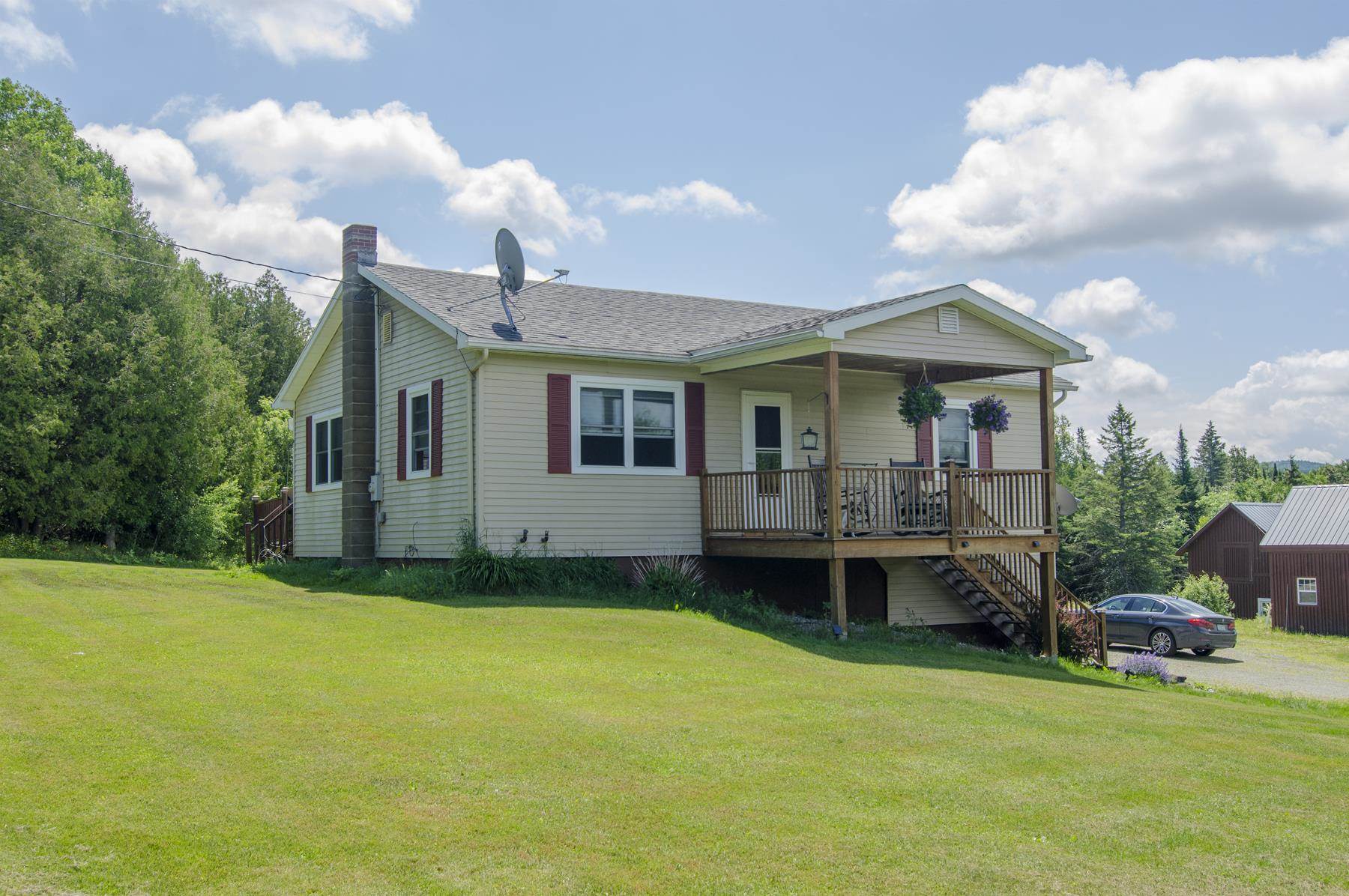278 Line Farm Road Holland, VT 05830 - Photo 1 of 32 Gallery Image 1