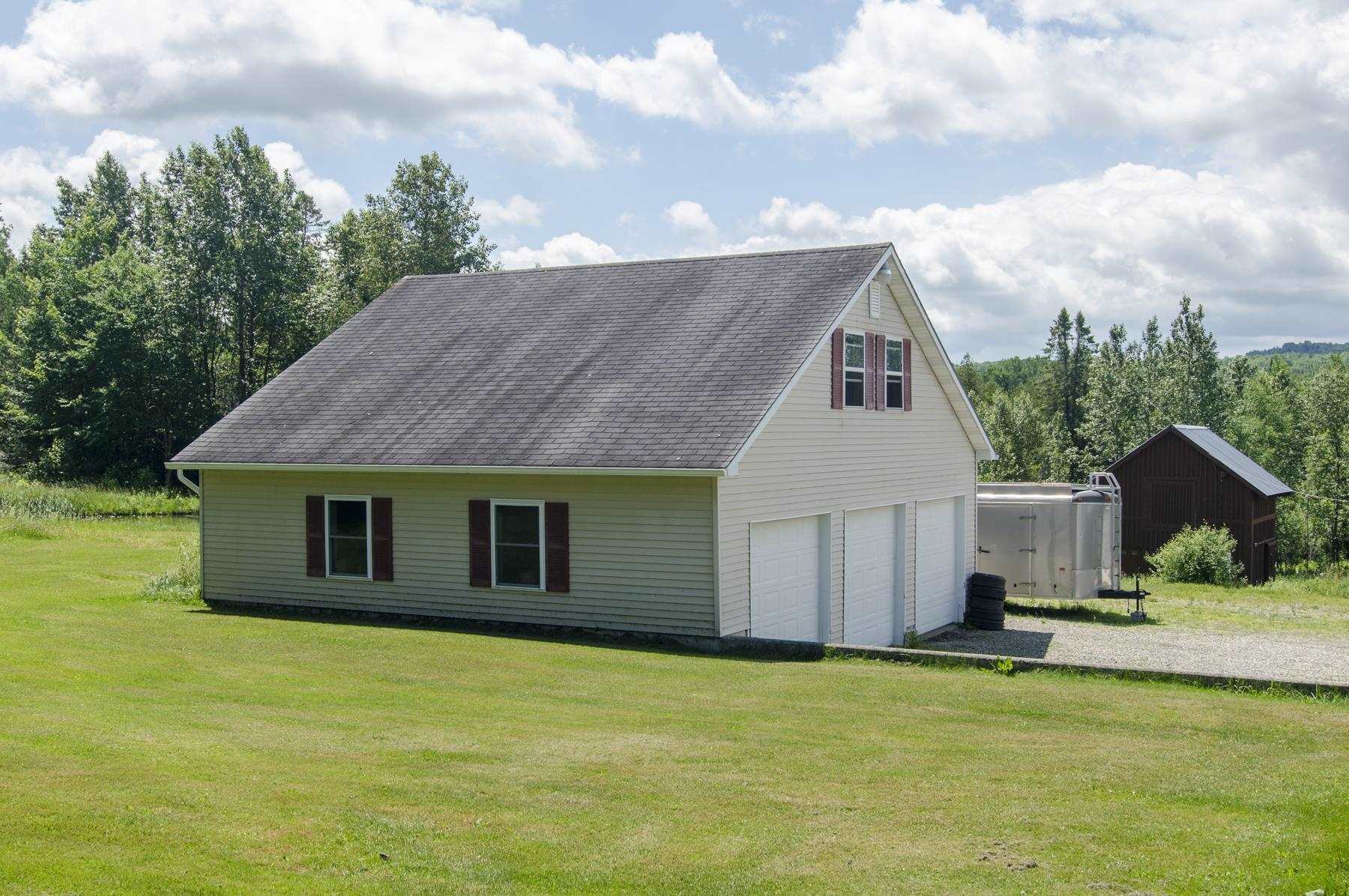 278 Line Farm Road Holland, VT 05830 - Photo 4 of 32 Gallery Image 4