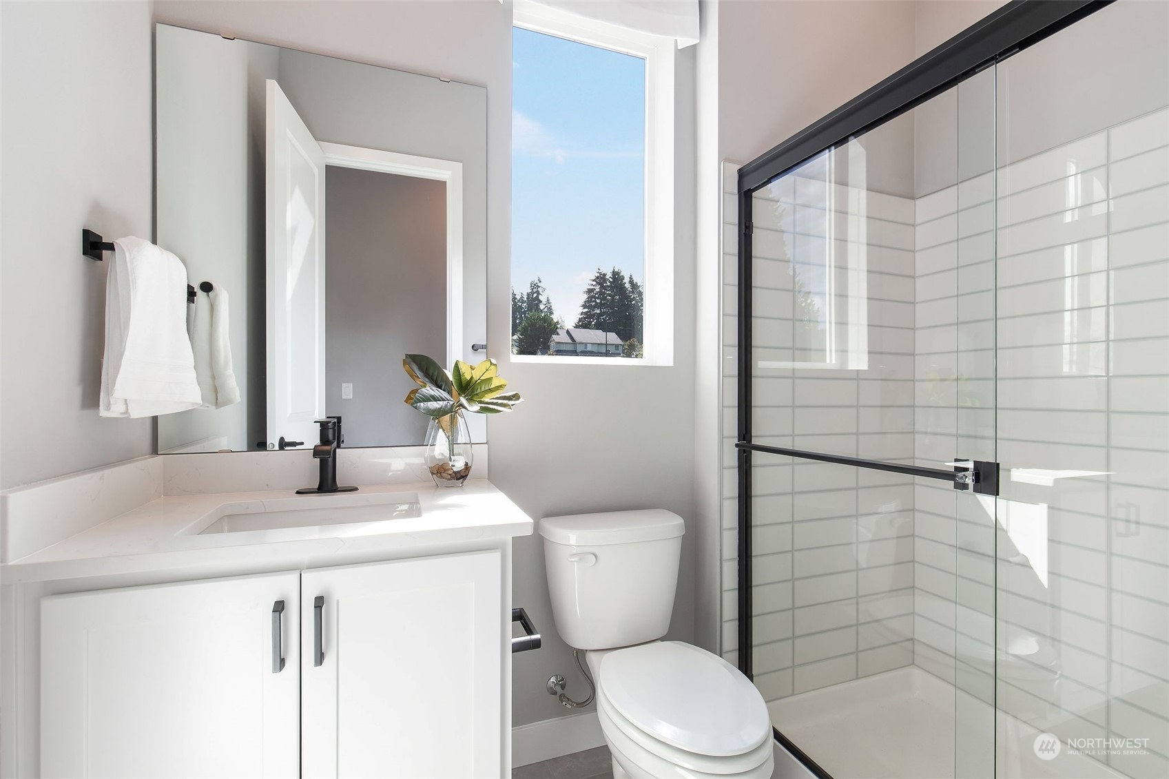 3912 Northeast 27th Place, Unit 1 Renton, WA 98059 - Photo 11 of 25 Gallery Image 11