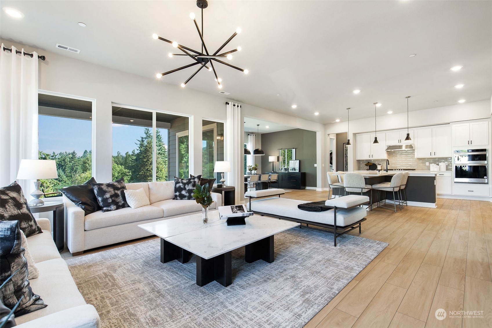3912 Northeast 27th Place, Unit 1 Renton, WA 98059 - Photo 4 of 25 Gallery Image 4