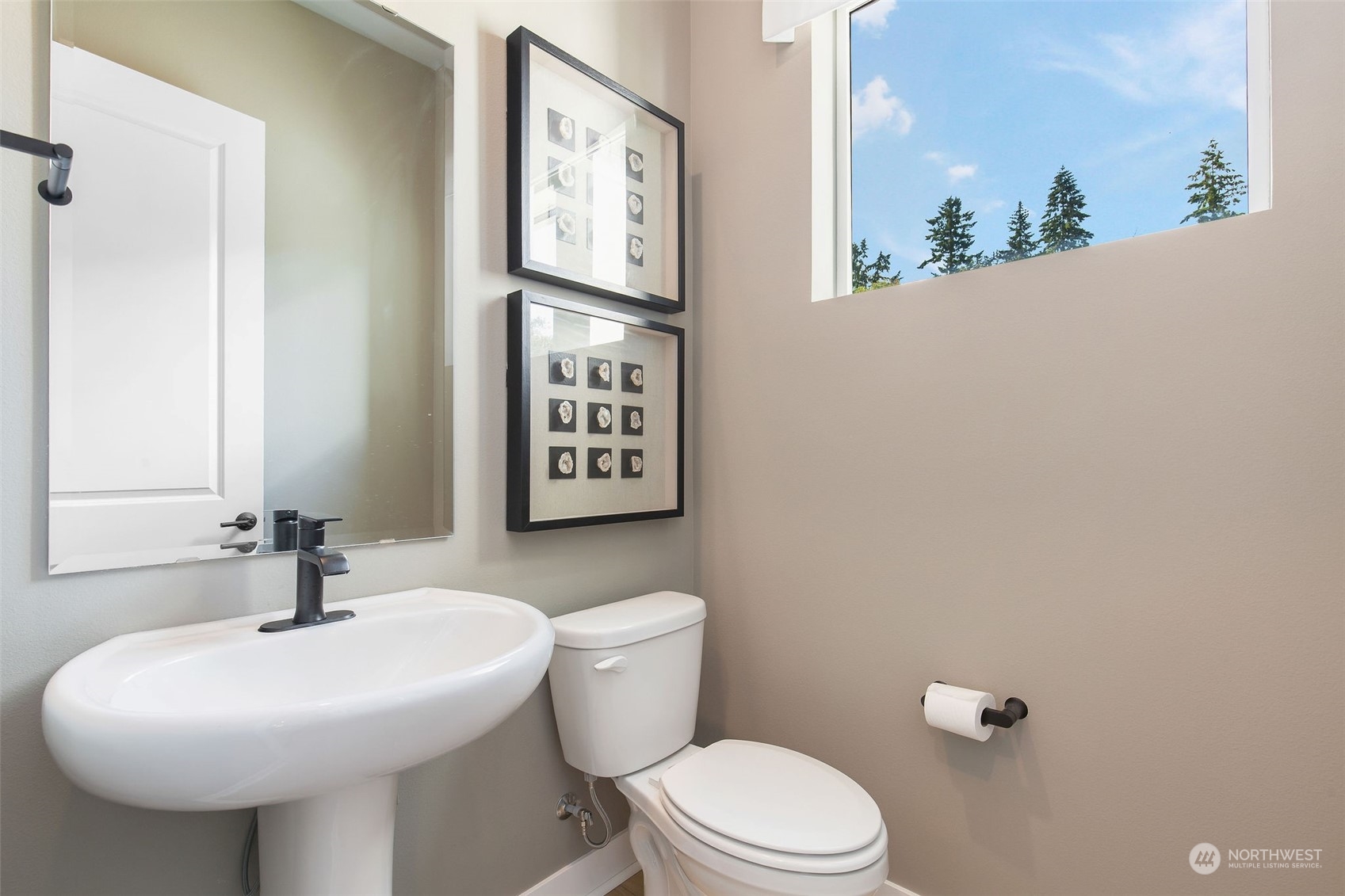 3912 Northeast 27th Place, Unit 1 Renton, WA 98059 - Photo 8 of 25 Gallery Image 8