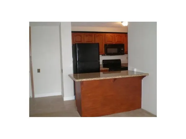 $2,050 | 909 Ala Lilikoi Street, Unit 508, Honolulu, HI 96818