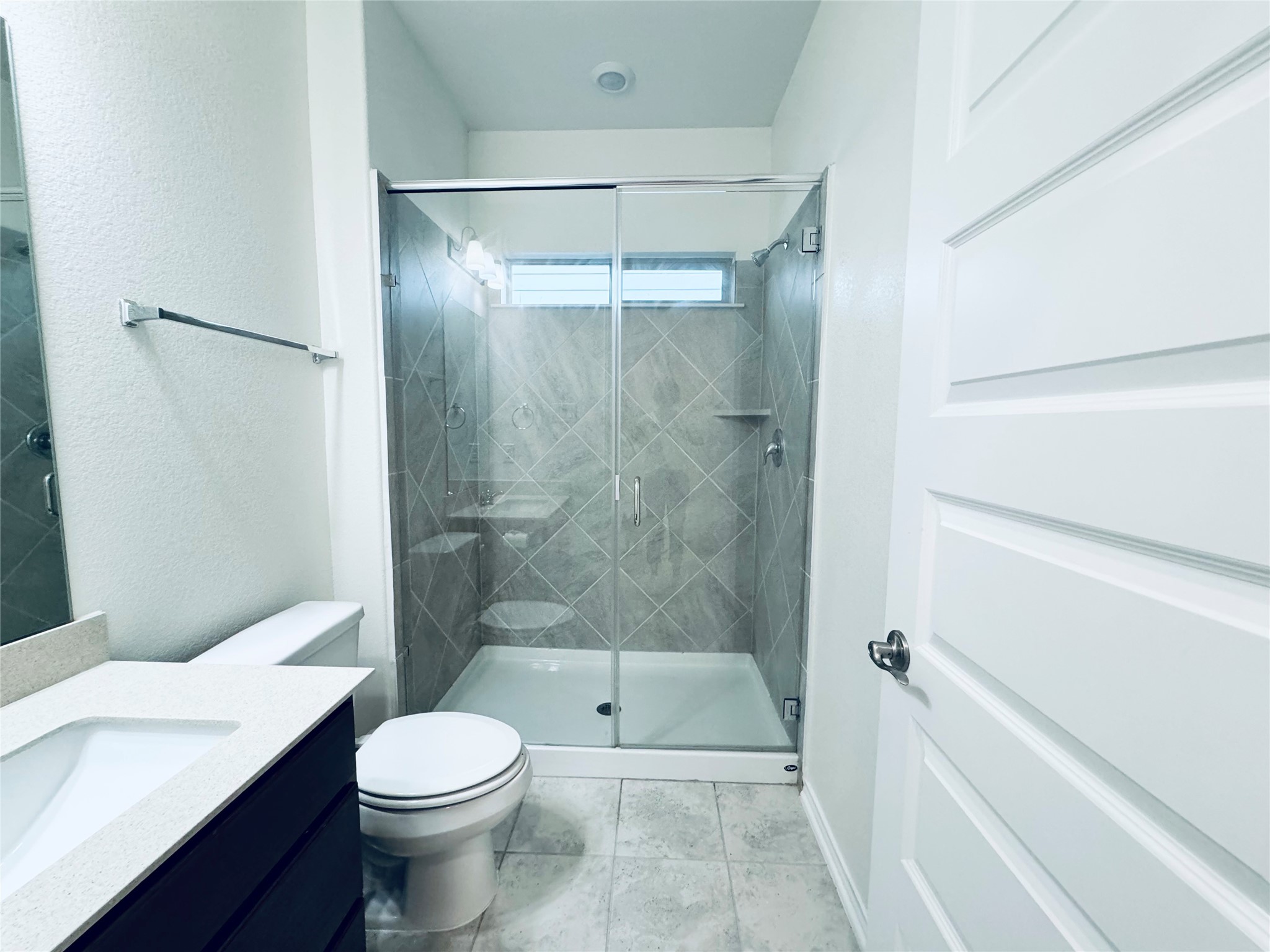709 Jud Allen Way Leander, TX 78641 - Photo 14 of 29 Full Bathroom on Main Floor