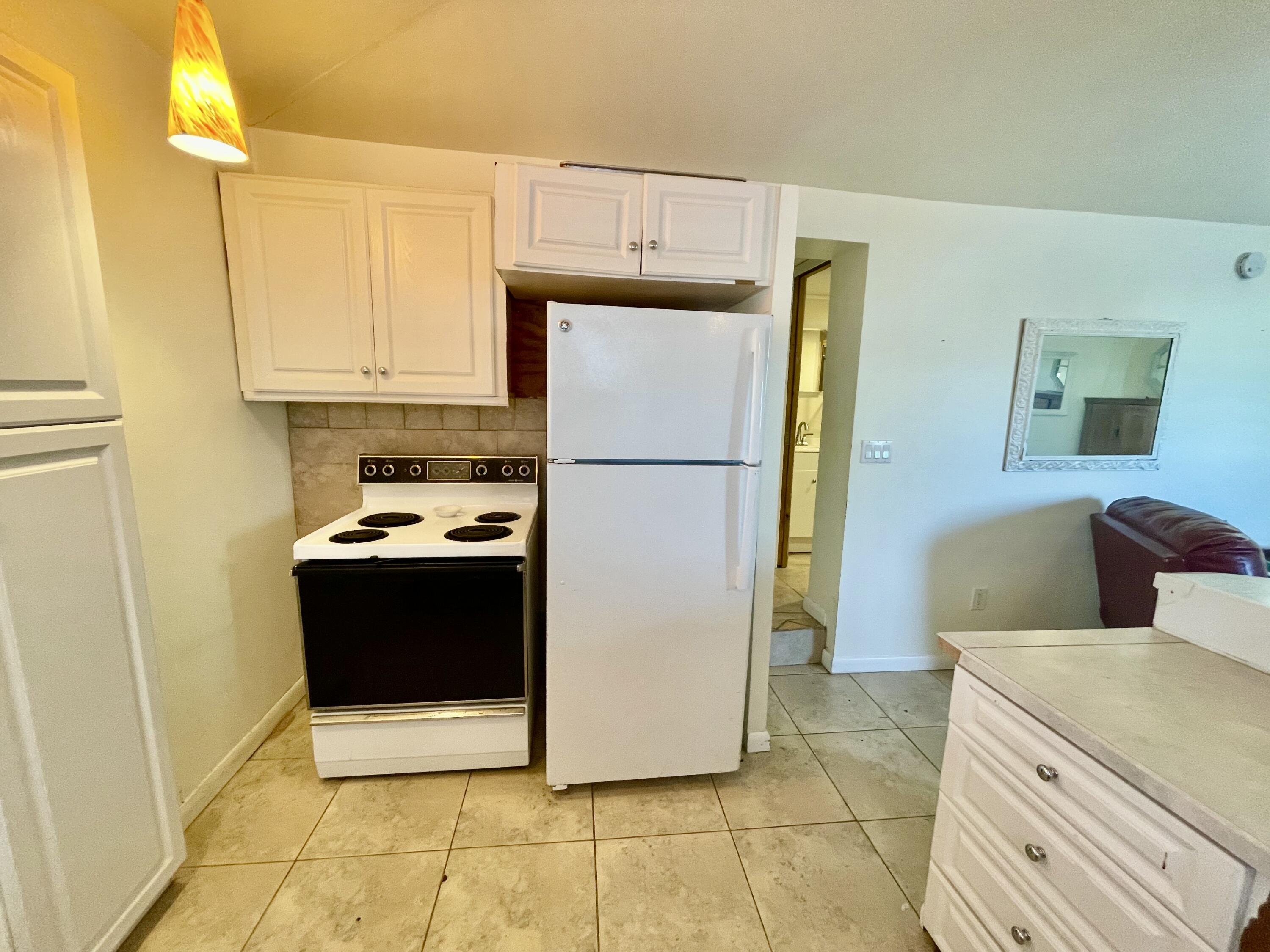 1498 Hunter Road Okeechobee, FL 34974 - Photo 34 of 47 7A78D721-5F79-416F-84AF-F3EC4B7A2BDF_1_2