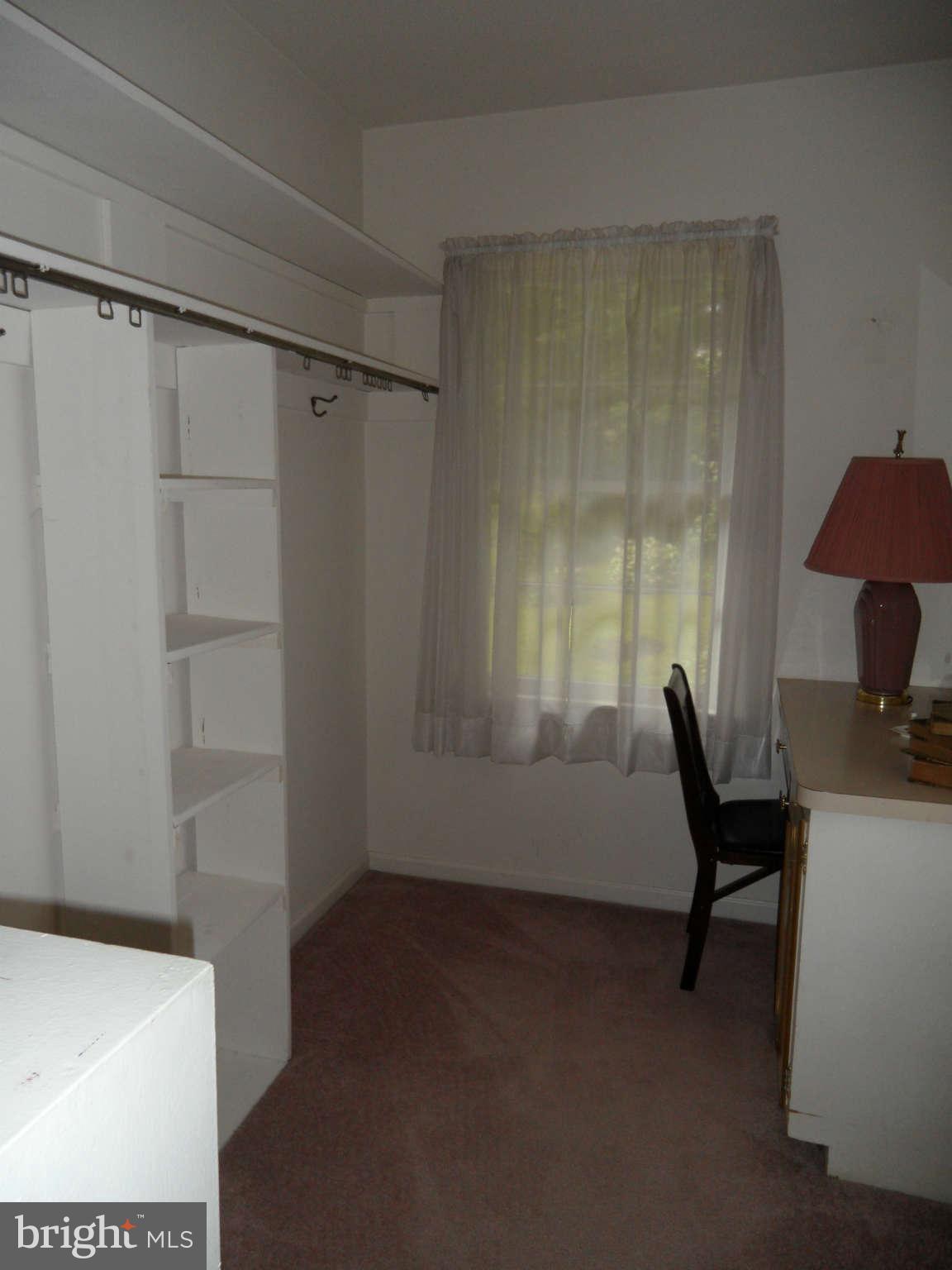 5908 Walhonding Road Bethesda, MD 20816 - Photo 15 of 26