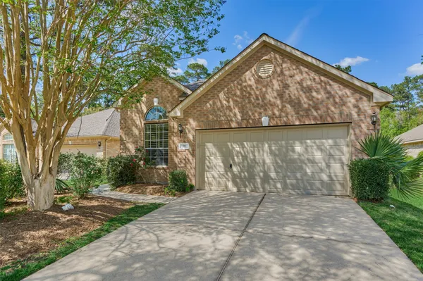$2,500 | 98 North Country Gate Circle, The Woodlands, TX 77384