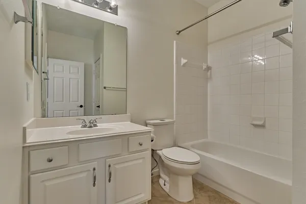 $2,500 | 98 North Country Gate Circle, The Woodlands, TX 77384