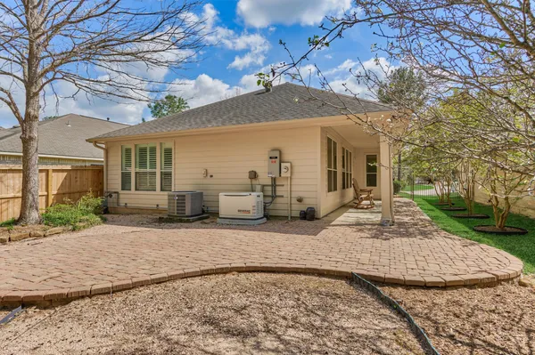 $2,500 | 98 North Country Gate Circle, The Woodlands, TX 77384