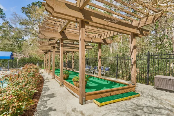 $2,500 | 98 North Country Gate Circle, The Woodlands, TX 77384