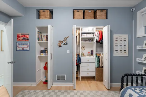 $715,000 | 1827 West Iowa Street, Unit 1, Chicago, IL 60622