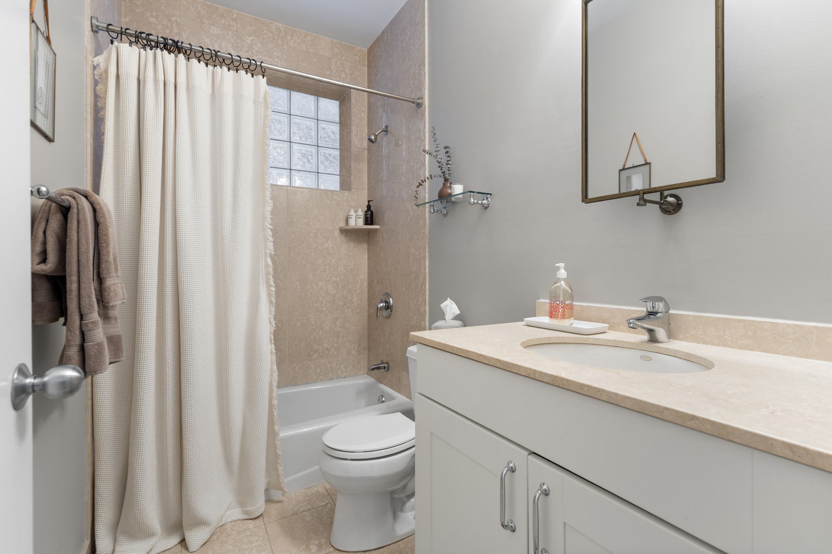 1827 West Iowa Street, Unit 1 Chicago, IL 60622 - Photo 31 of 33