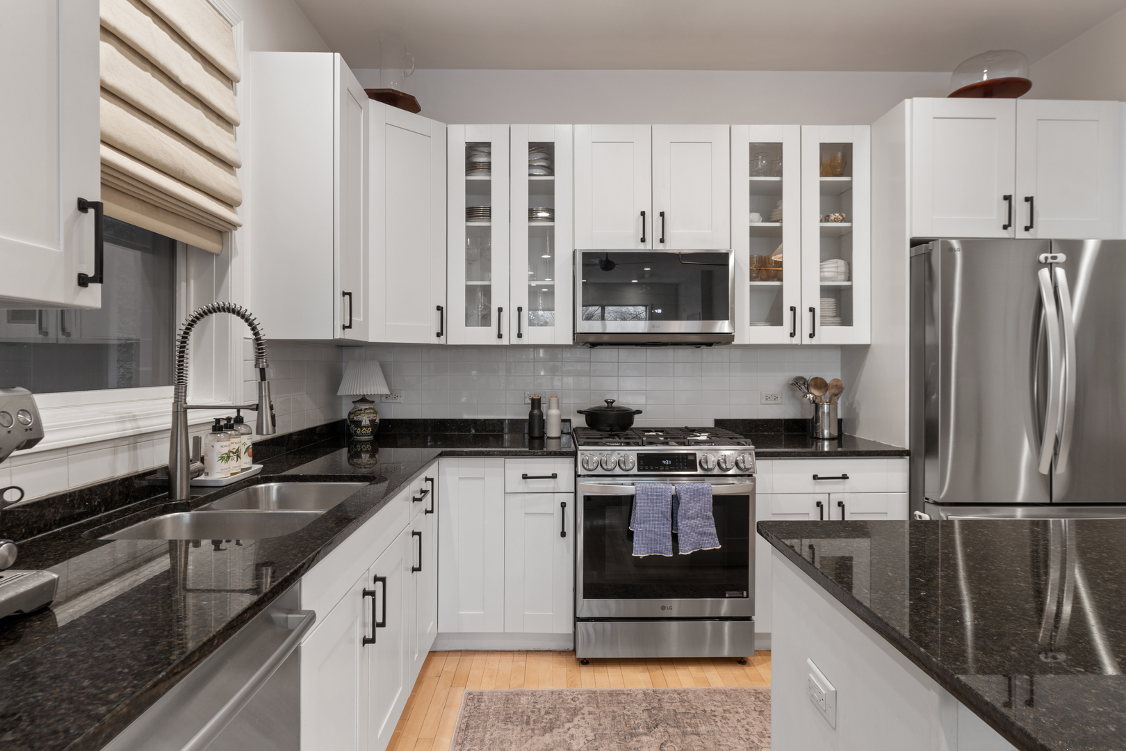 1827 West Iowa Street, Unit 1 Chicago, IL 60622 - Photo 10 of 33