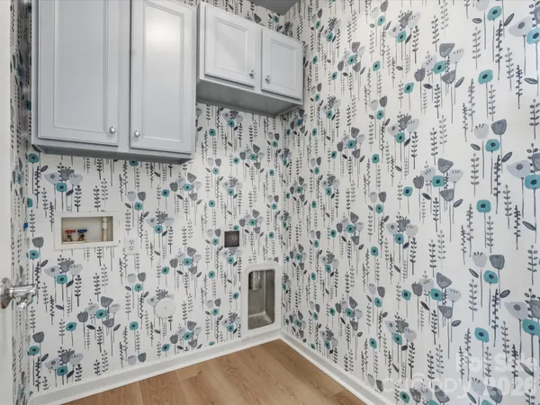 a view of a walk in closet