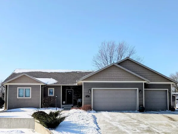 $527,000 | 212 Eastwood Drive, Redwood Falls, MN 56283