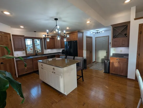 $527,000 | 212 Eastwood Drive, Redwood Falls, MN 56283