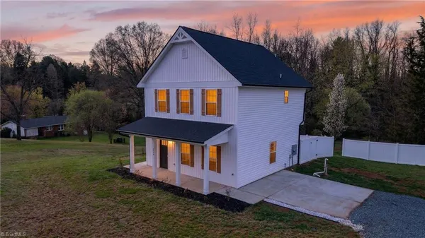 $285,000 | 4434 Gracemont Drive Northwest, Winston-Salem, NC 27106