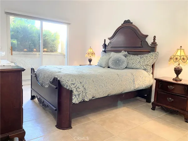 $869,900 | 28938 Paseo Caravella, Mission Viejo, CA 92692