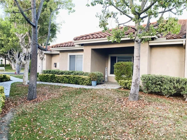 $869,900 | 28938 Paseo Caravella, Mission Viejo, CA 92692