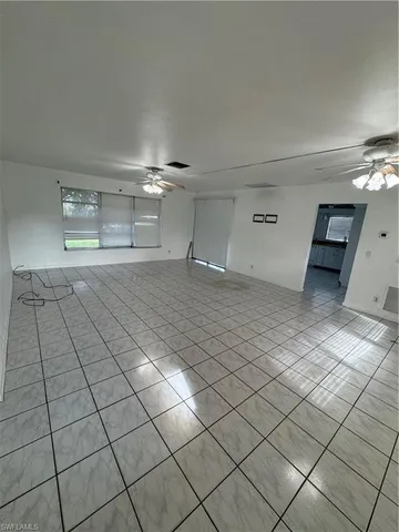 $1,950 | 2315 41st Terrace Southwest, Naples, FL 34116