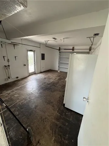 $1,950 | 2315 41st Terrace Southwest, Naples, FL 34116