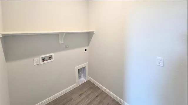 a view of utility room