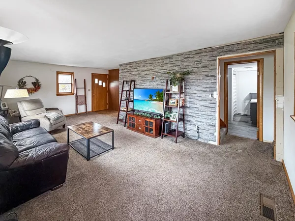 $225,000 | 201 South Church Street, Orangeville, IL 61060