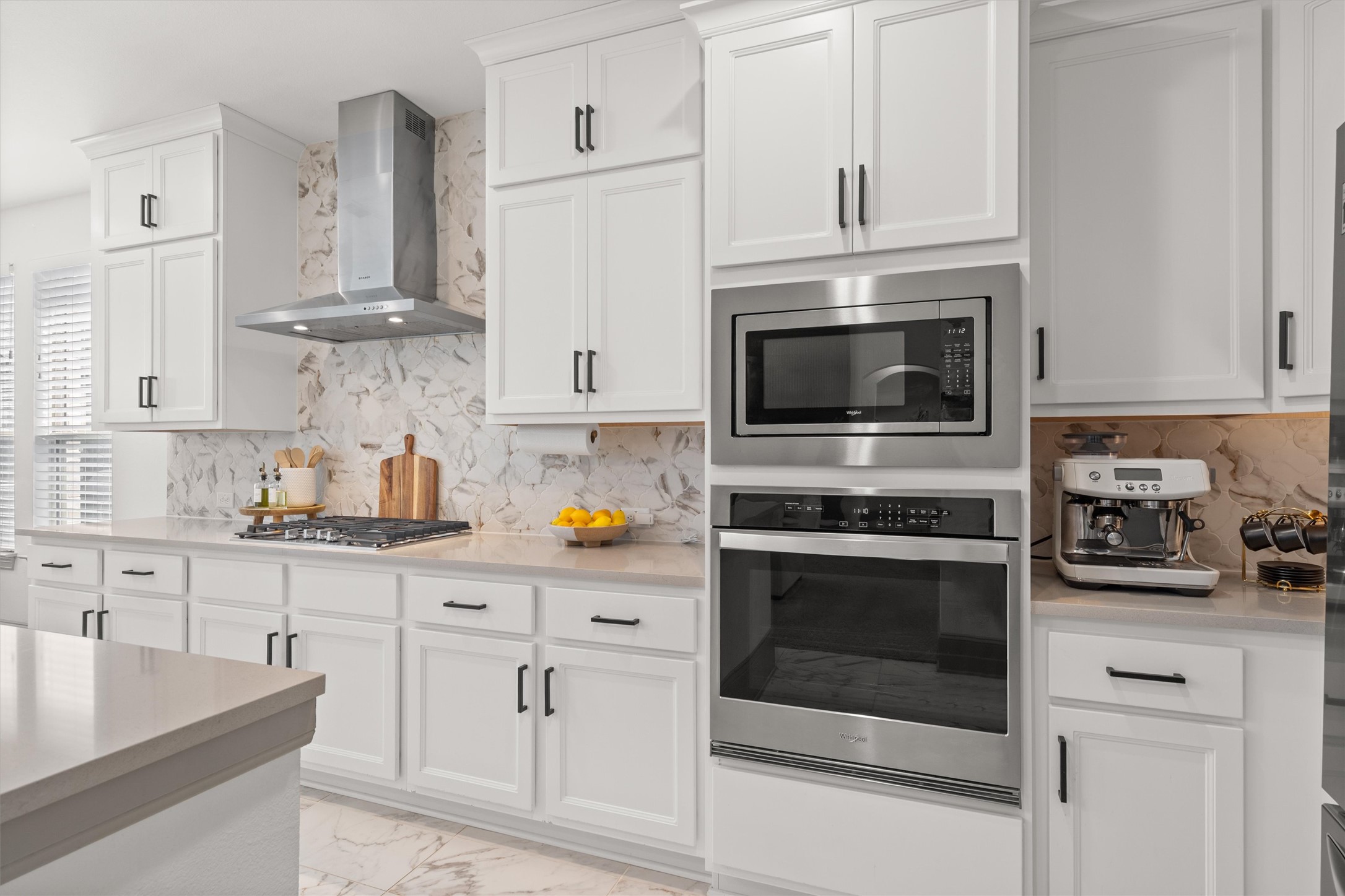 209 Rio Ranchero Road Georgetown, TX 78628 - Photo 5 of 37 Plenty of counter and cabinet space