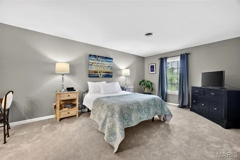 $229,000 | 1629 Walpole Drive, Unit D, Chesterfield, MO 63017