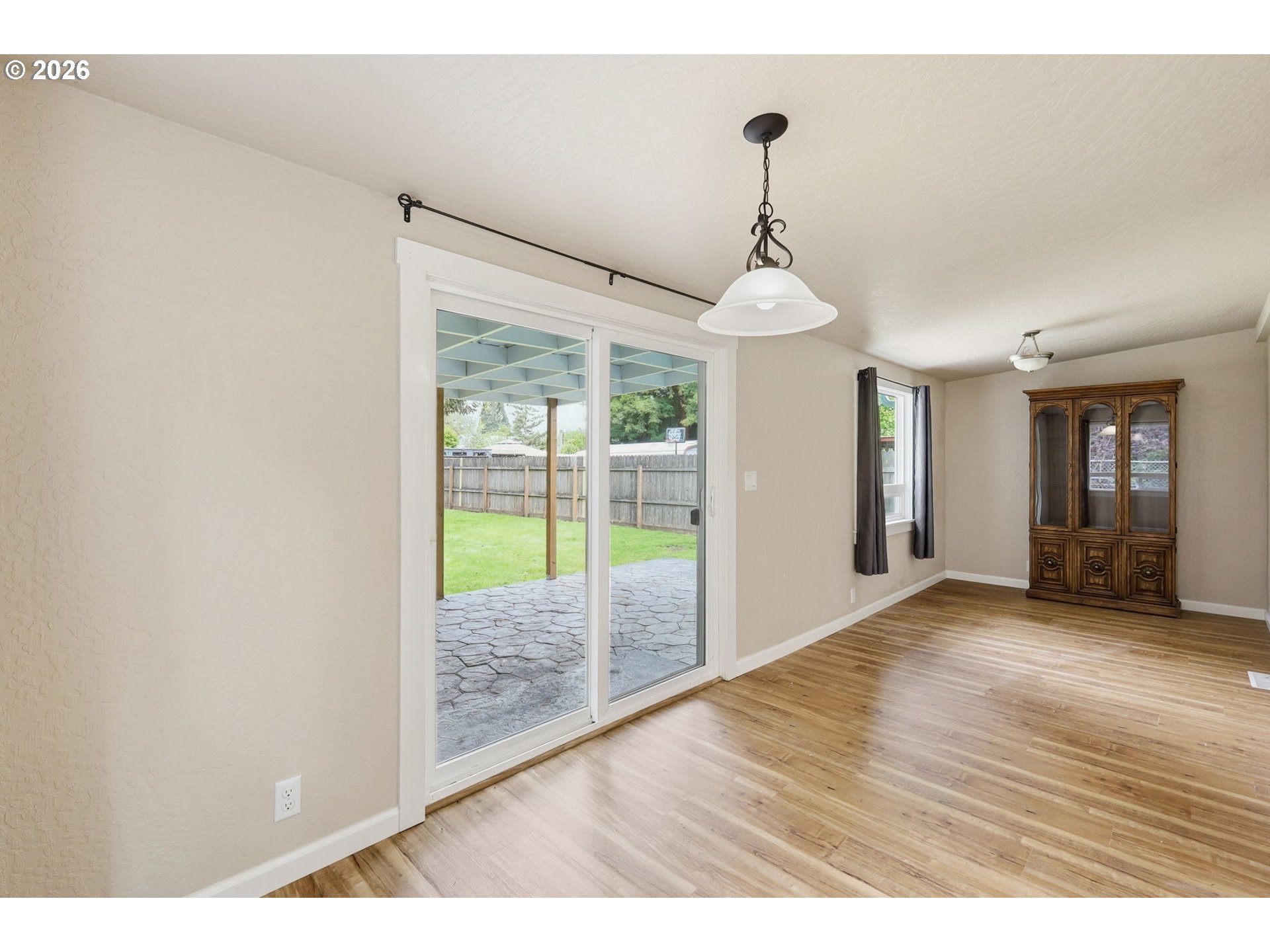 1512 8th Street Springfield, OR 97477 - Photo 7 of 22