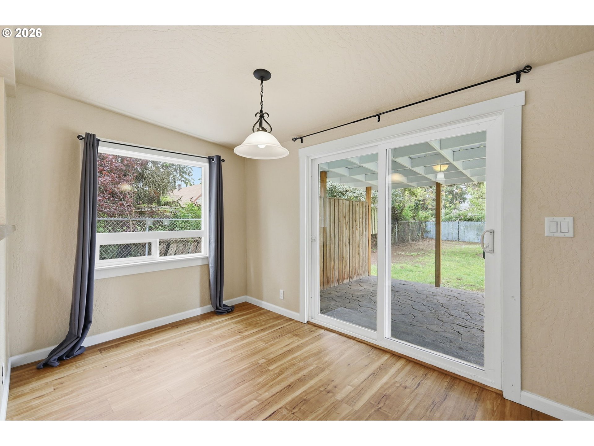 1512 8th Street Springfield, OR 97477 - Photo 8 of 22
