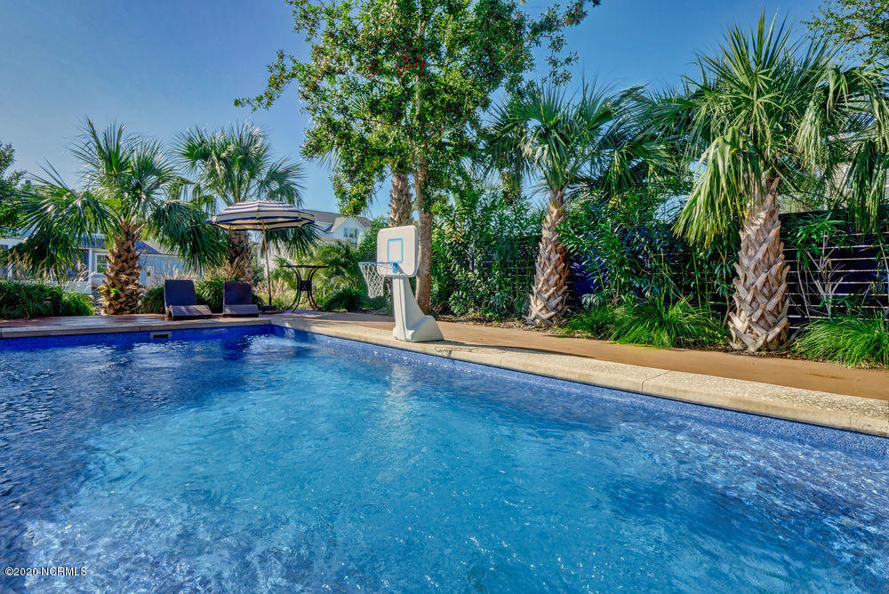 222 Inlet Point Drive Wilmington, NC 28409 - Photo 54 of 67 A Private Oasis!