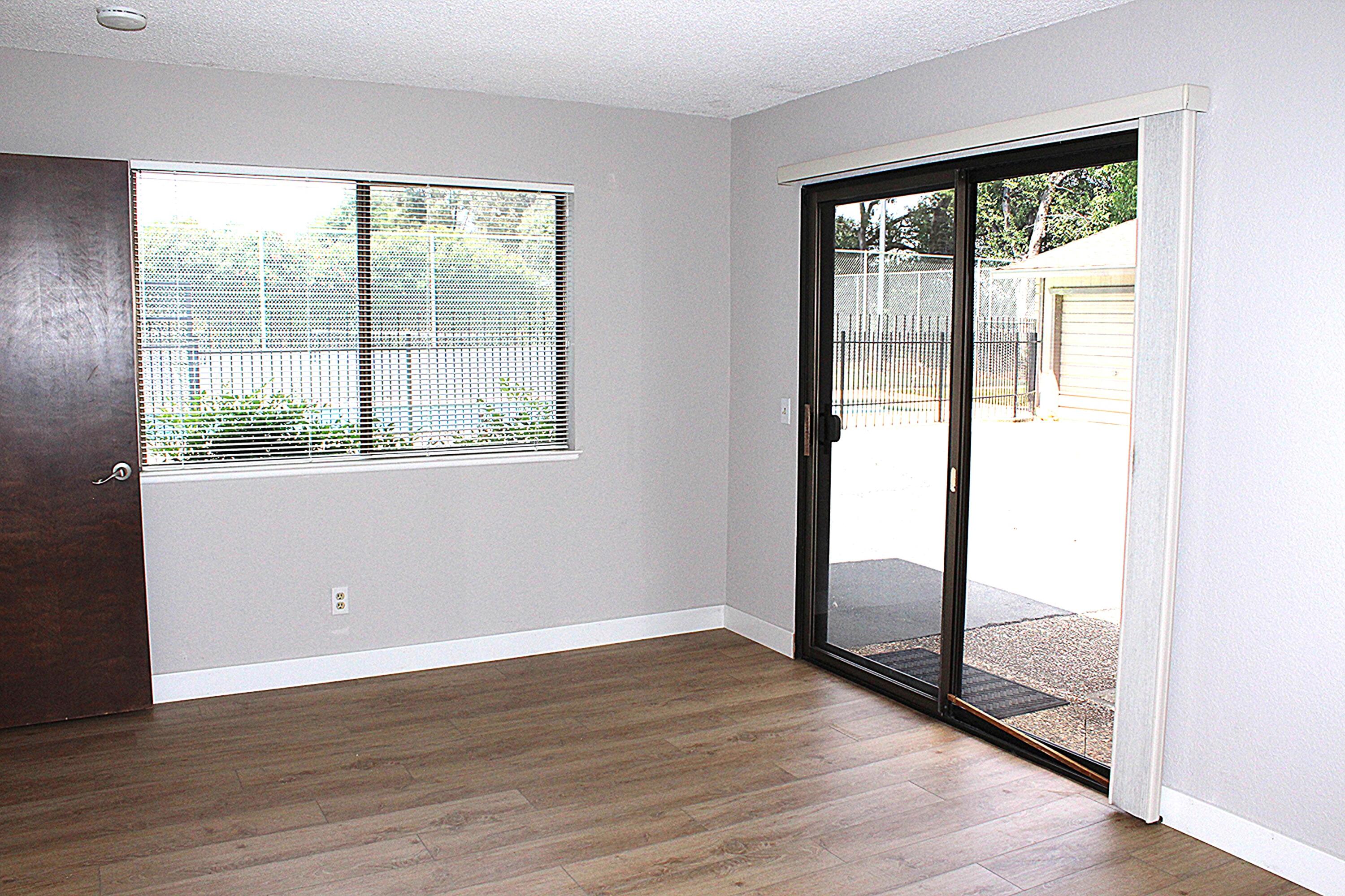 1975 Bechelli Lane Redding, CA 96002 - Photo 16 of 25 Downstaris bdrm with view
