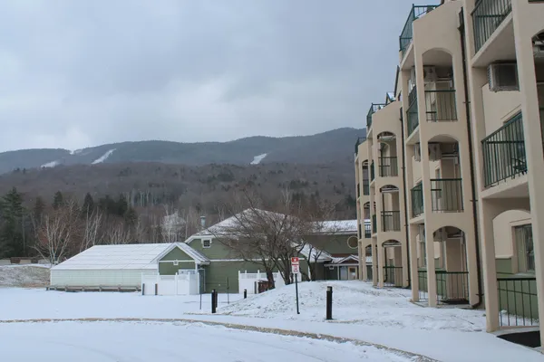 $489,000 | 48 Cooper Memorial Drive, Unit 405, Lincoln, NH 03251