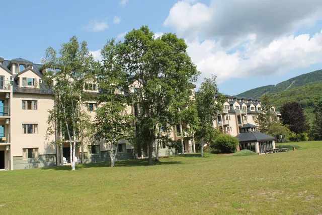 $489,900 | 48 Cooper Memorial Drive, Unit 405, Lincoln, NH 03251