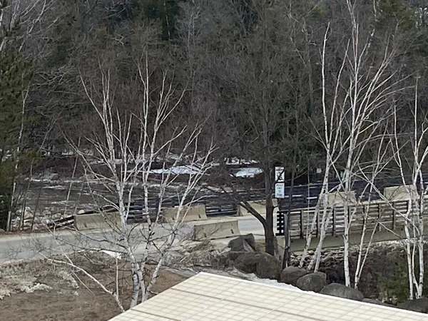 $489,000 | 48 Cooper Memorial Drive, Unit 405, Lincoln, NH 03251