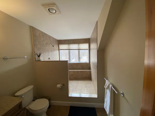 $489,000 | 48 Cooper Memorial Drive, Unit 405, Lincoln, NH 03251