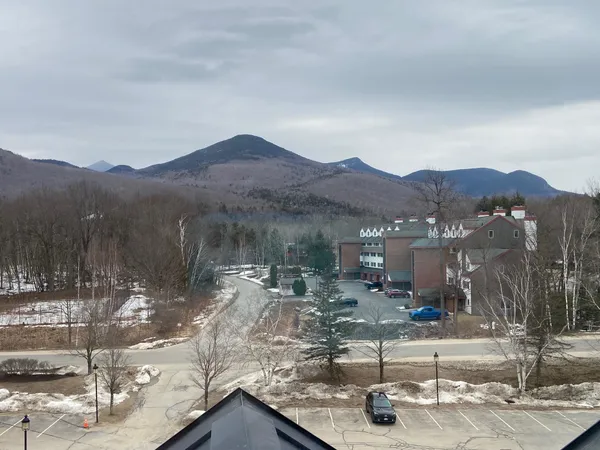 $489,000 | 48 Cooper Memorial Drive, Unit 405, Lincoln, NH 03251
