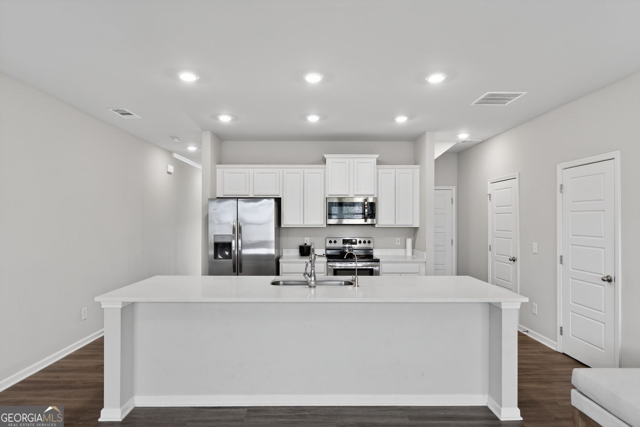 213 Whitetail Circle Canton, GA 30115 - Photo 4 of 30