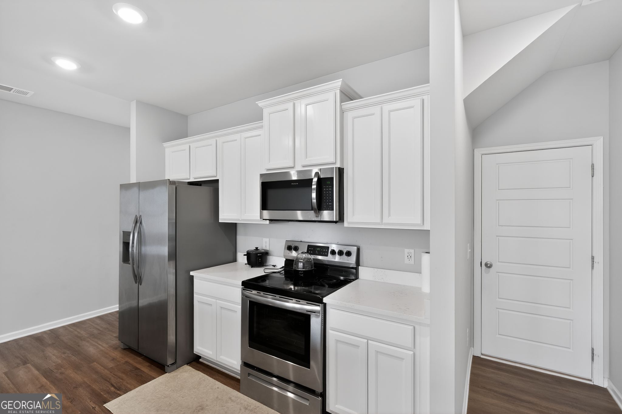 213 Whitetail Circle Canton, GA 30115 - Photo 7 of 30