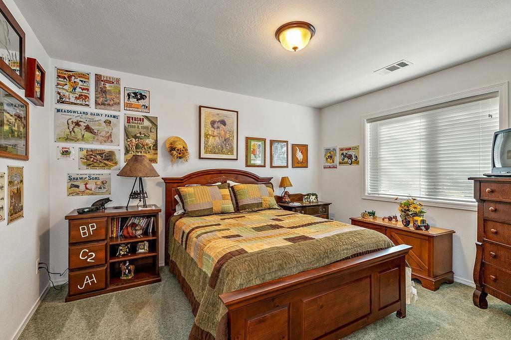 2555 Eastside Road Jacksonville, OR 97530 - Photo 20 of 35 Additional Photo