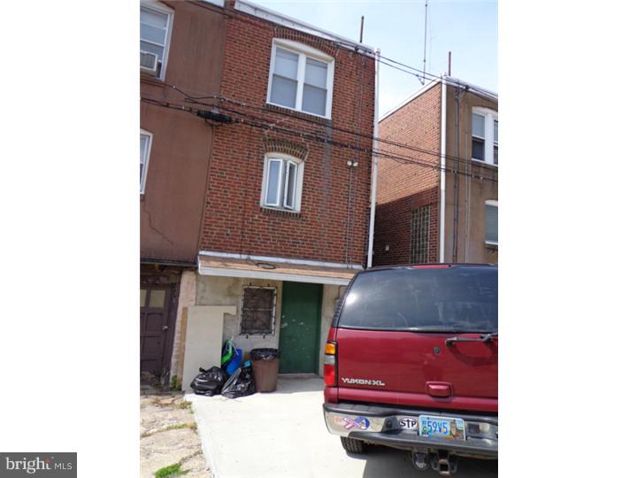 1415 Fanshawe Street Philadelphia, PA 19111 - Photo 12 of 12 Exterior Back