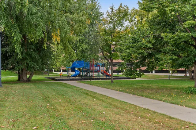 $327,400 | 2624 Portland Avenue, Minneapolis, MN 55407