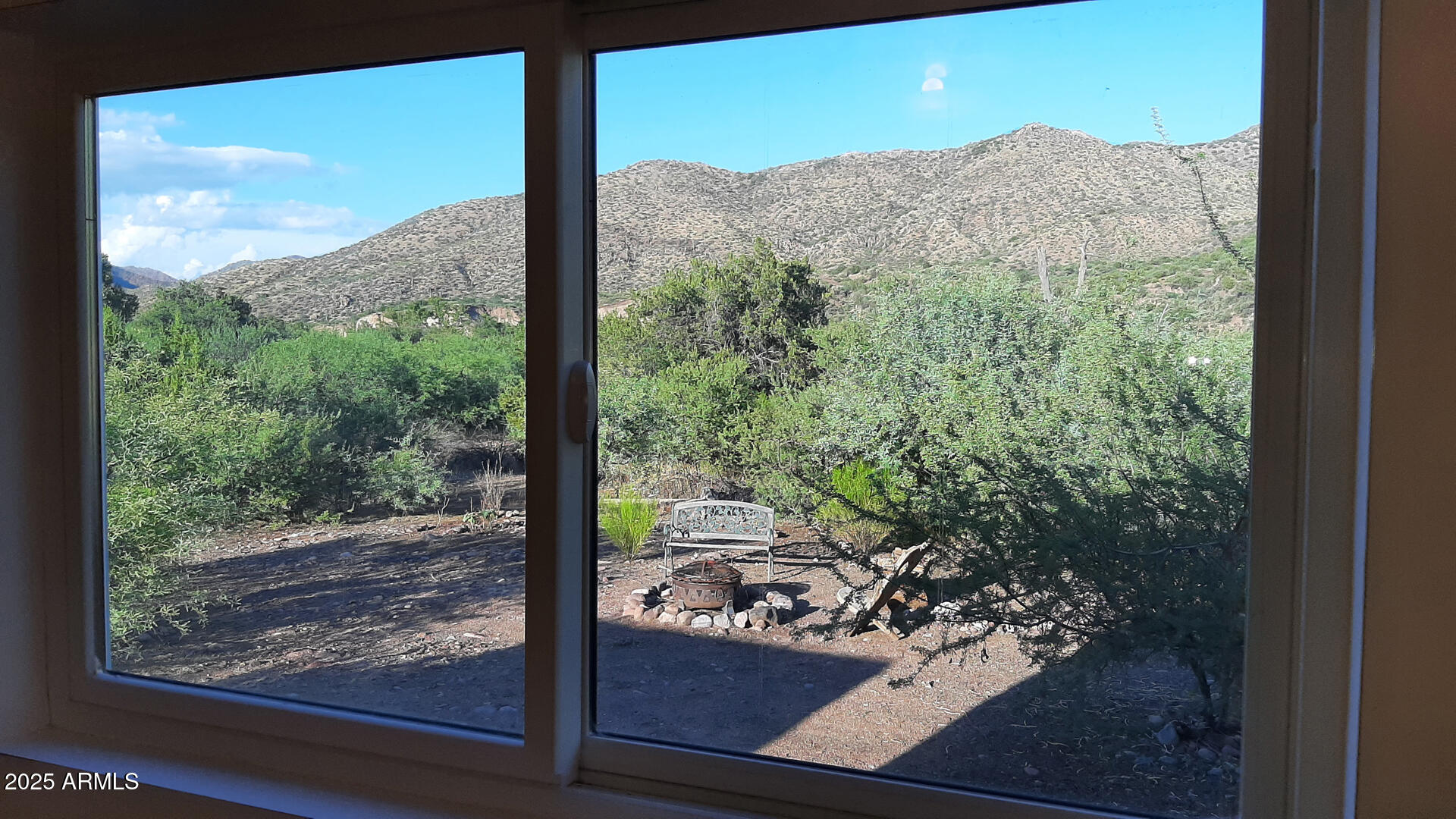 992-998 South Sycamore Street Payson, AZ 85541 - Photo 17 of 72 T3 Main Bedroom Window